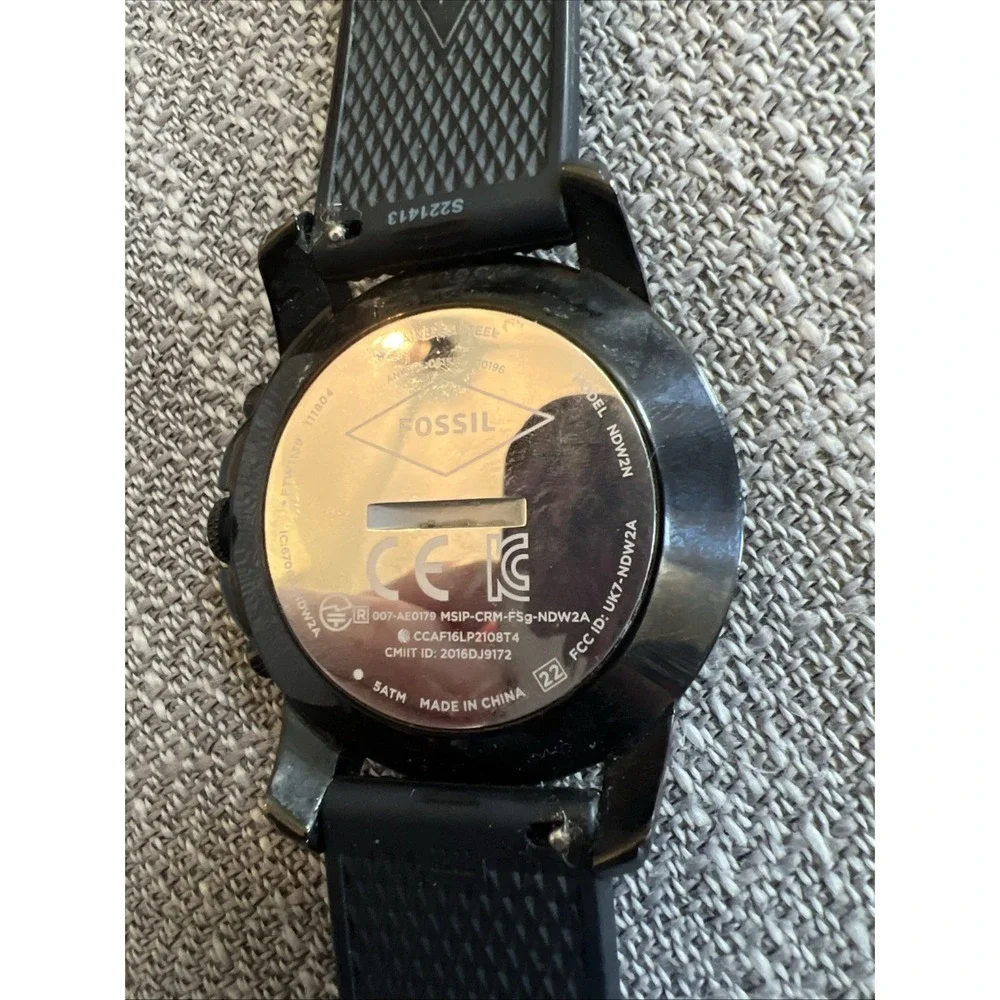 Fossil good needs
